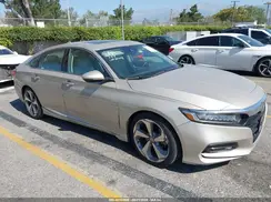 1HGCV1F97JA111779 2018 HONDA ACCORD