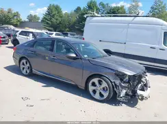1HGCV1F97JA112740 2018 HONDA ACCORD