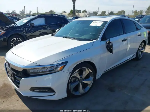 1HGCV1F97JA117341 2018 HONDA ACCORD - Image 2