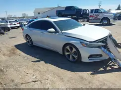 1HGCV1F97JA125617 2018 HONDA ACCORD