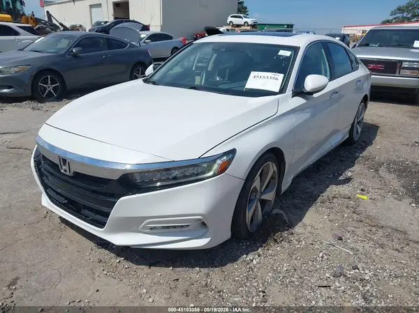 1HGCV1F97JA125651 2018 HONDA ACCORD - Image 2