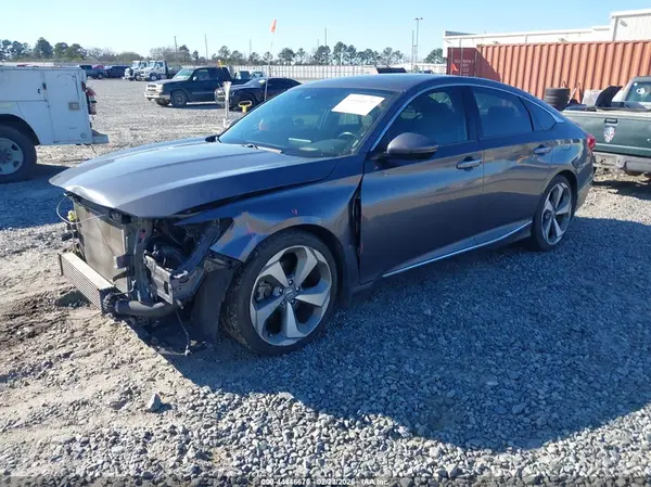 1HGCV1F97JA139811 2018 HONDA ACCORD - Image 2