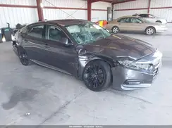 1HGCV1F97JA140635 2018 HONDA ACCORD