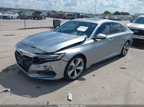 1HGCV1F97JA182447 2018 HONDA ACCORD - Image 2