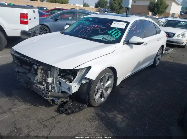 1HGCV1F98JA009116 2018 HONDA ACCORD - Image 2