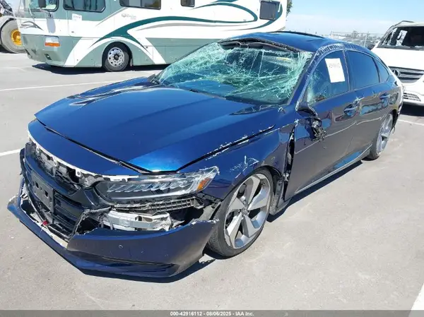 1HGCV1F98JA015305 2018 HONDA ACCORD - Image 2