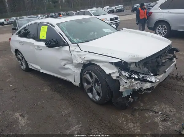 1HGCV1F98JA025591 2018 HONDA ACCORD - Image 1