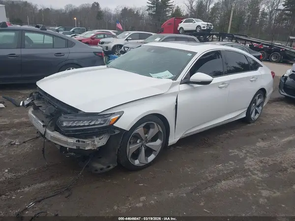 1HGCV1F98JA025591 2018 HONDA ACCORD - Image 2