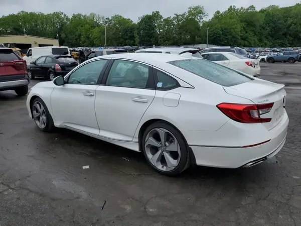 1HGCV1F98JA048384 2018 HONDA ACCORD - Image 2