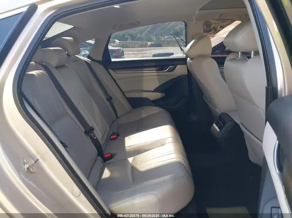 1HGCV1F98JA052192 2018 HONDA ACCORD - Image 8