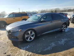 1HGCV1F98JA060082 2018 HONDA ACCORD