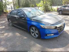 1HGCV1F98JA065377 2018 HONDA ACCORD