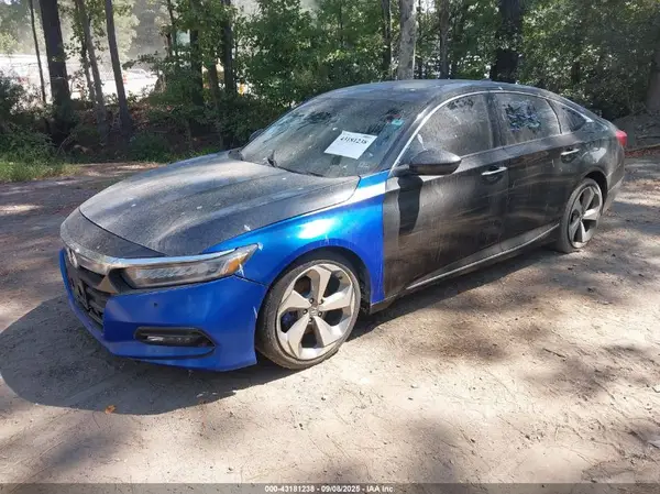 1HGCV1F98JA065377 2018 HONDA ACCORD - Image 2