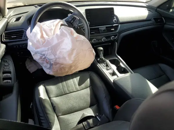 1HGCV1F98JA076797 2018 HONDA ACCORD - Image 8