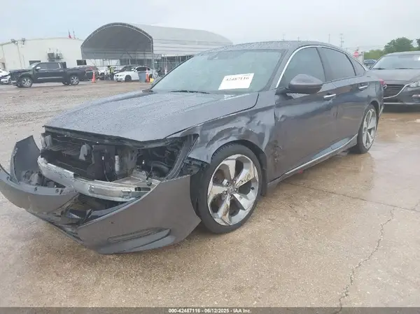 1HGCV1F98JA091817 2018 HONDA ACCORD - Image 2