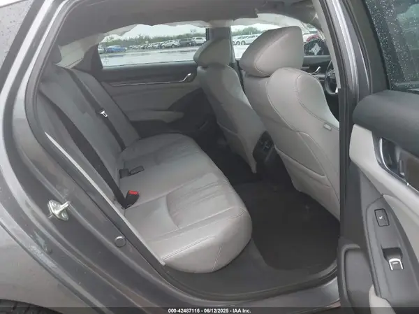 1HGCV1F98JA091817 2018 HONDA ACCORD - Image 8