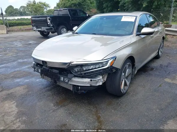 1HGCV1F98JA101603 2018 HONDA ACCORD - Image 2