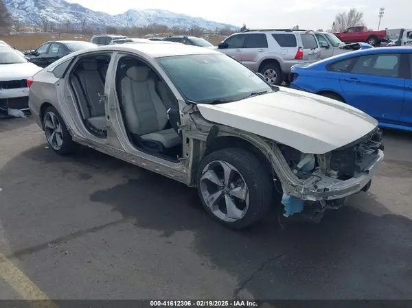 1HGCV1F98JA111774 2018 HONDA ACCORD - Image 1