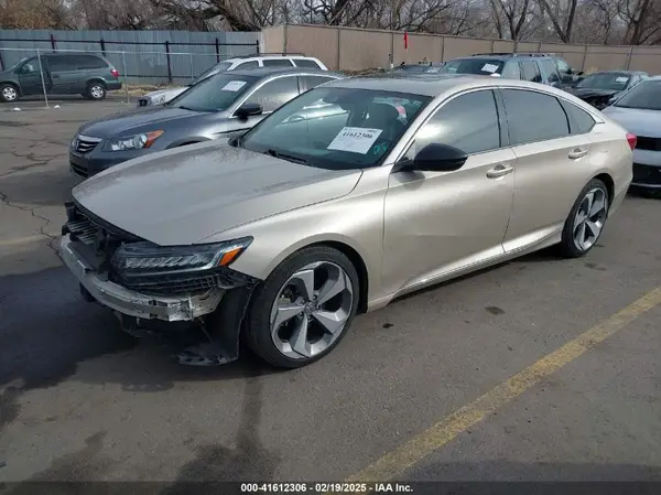 1HGCV1F98JA111774 2018 HONDA ACCORD - Image 2