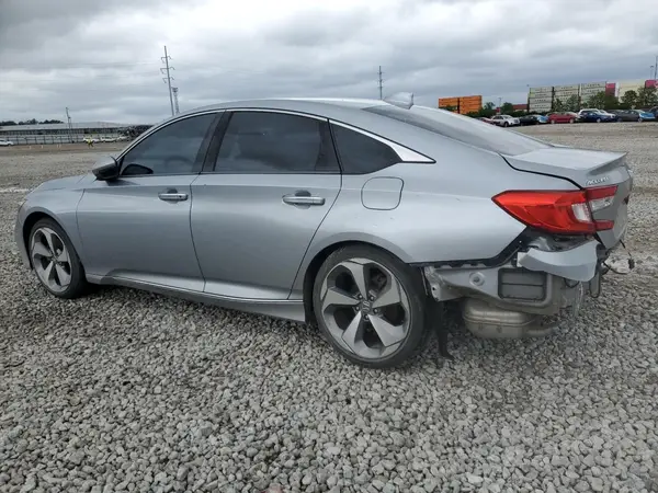 1HGCV1F98JA118756 2018 HONDA ACCORD - Image 2