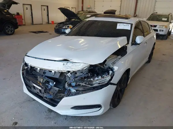 1HGCV1F98JA120488 2018 HONDA ACCORD - Image 2