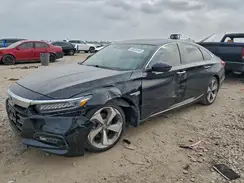 1HGCV1F98JA132981 2018 HONDA ACCORD