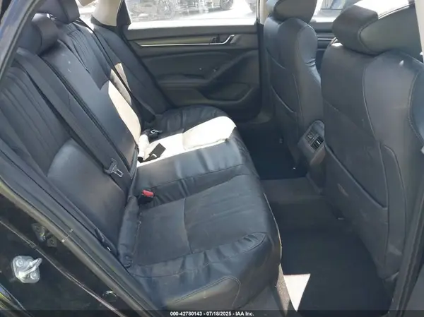 1HGCV1F98JA149117 2018 HONDA ACCORD - Image 8