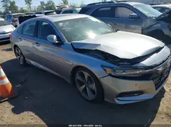 1HGCV1F98JA152003 2018 HONDA ACCORD