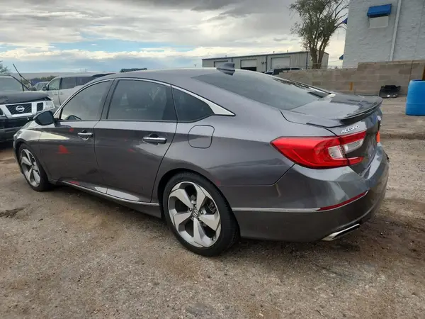 1HGCV1F98JA164118 2018 HONDA ACCORD - Image 2