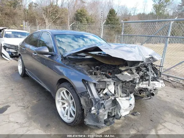 1HGCV1F98JA176186 2018 HONDA ACCORD - Image 1