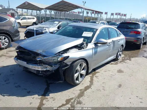 1HGCV1F98JA213334 2018 HONDA ACCORD - Image 2