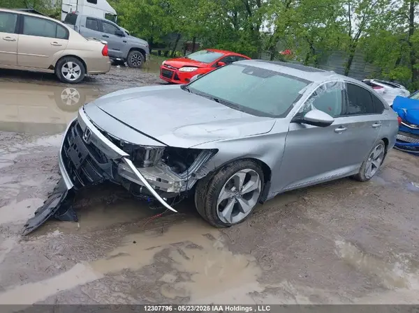 1HGCV1F98JA803274 2018 HONDA ACCORD - Image 2