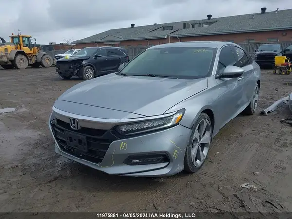 1HGCV1F98JA806448 2018 HONDA ACCORD - Image 2