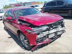 1HGCV1F98JA810158 2018 HONDA ACCORD