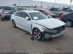 1HGCV1F99JA013661 2018 HONDA ACCORD