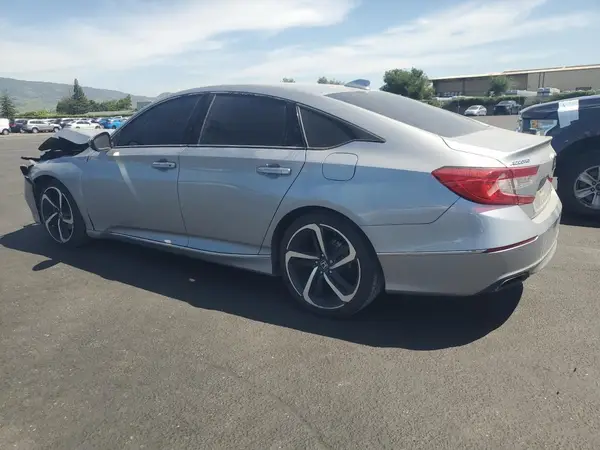 1HGCV1F99JA040276 2018 HONDA ACCORD - Image 2