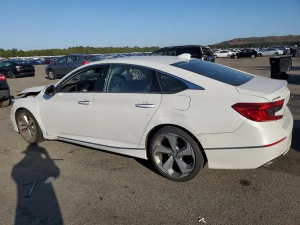 1HGCV1F99JA046966 2018 HONDA ACCORD - Image 2