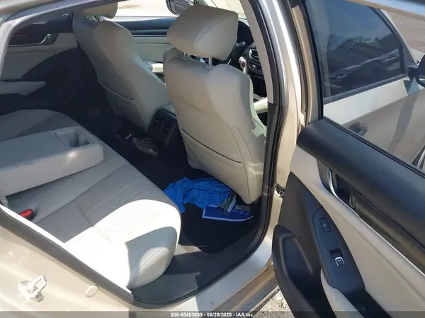 1HGCV1F99JA052167 2018 HONDA ACCORD - Image 8
