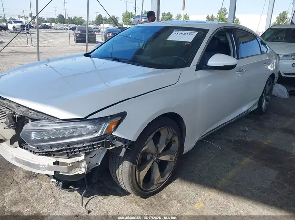 1HGCV1F99JA105918 2018 HONDA ACCORD - Image 2
