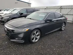 1HGCV1F99JA106826 2018 HONDA ACCORD