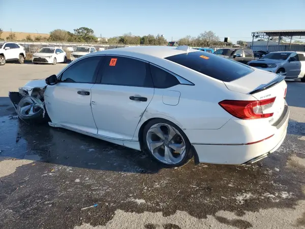 1HGCV1F99JA125389 2018 HONDA ACCORD - Image 2