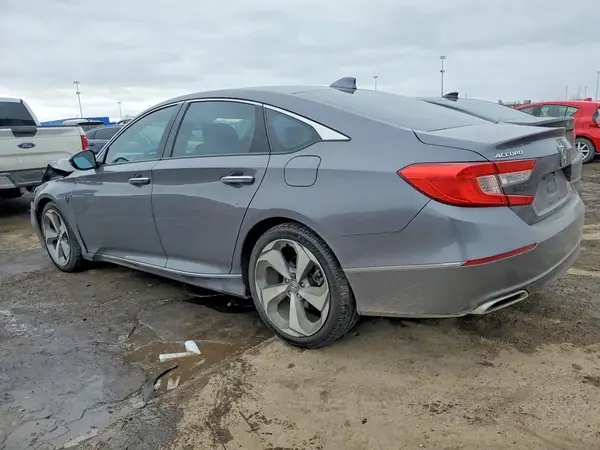 1HGCV1F99JA126218 2018 HONDA ACCORD - Image 2