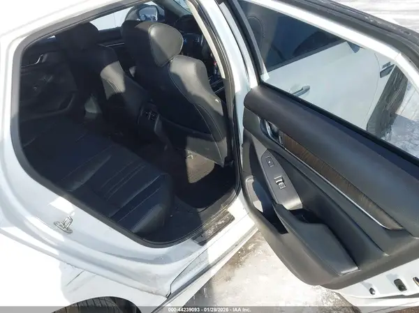 1HGCV1F99JA165150 2018 HONDA ACCORD - Image 8