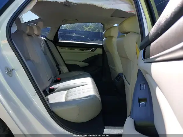 1HGCV1F99JA165374 2018 HONDA ACCORD - Image 8