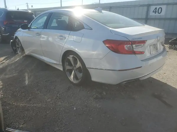 1HGCV1F99JA175774 2018 HONDA ACCORD - Image 2