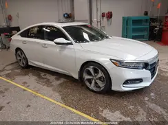 1HGCV1F99JA808452 2018 HONDA ACCORD