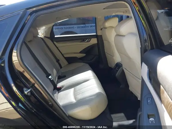 1HGCV1F9XJA000207 2018 HONDA ACCORD - Image 8