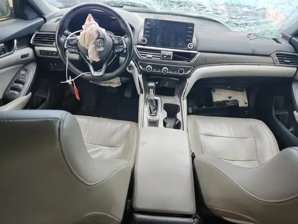 1HGCV1F9XJA003785 2018 HONDA ACCORD - Image 8