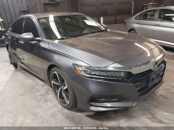 1HGCV1F9XJA005245 2018 HONDA ACCORD - Image 1