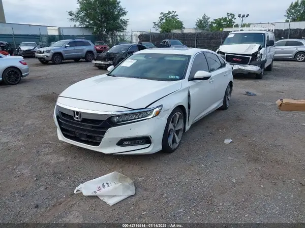 1HGCV1F9XJA009117 2018 HONDA ACCORD - Image 2